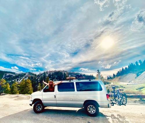 Adventure Ford Econoline