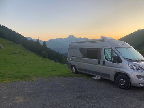 BAVARIA VAN 600F